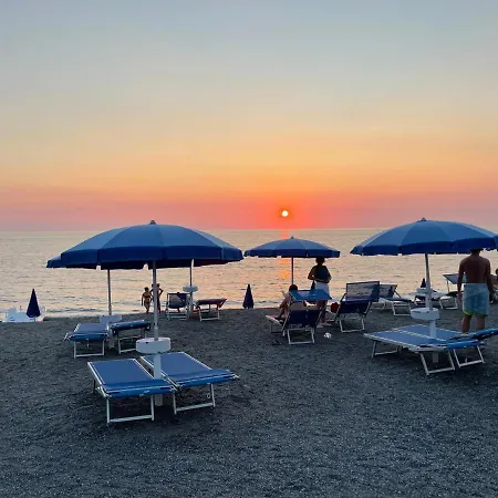 Lido Tirreno 3* كامبورا سان جيوفاني