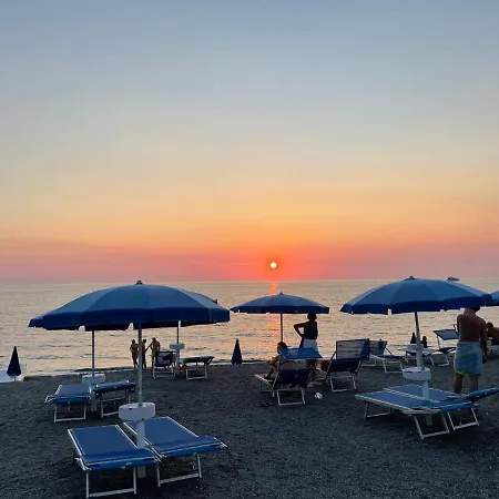 Nocleg ze śniadaniem Lido Tirreno Campora San Giovanni